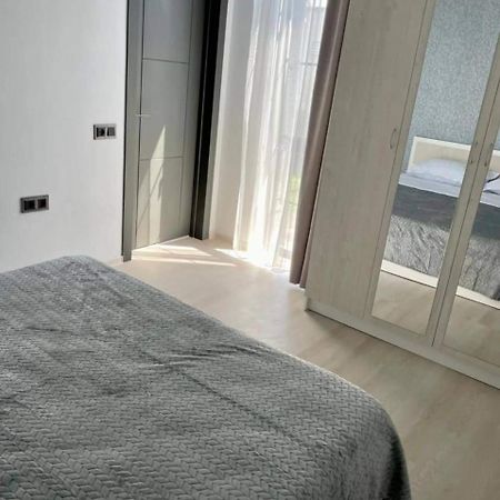 Aparthotel Grey House à Zovuni Extérieur photo